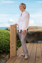 Load image into Gallery viewer, Eyelet Puff Sleeve Buttoned Shirt