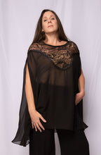 Load image into Gallery viewer, Shoulder Detailed Tunic